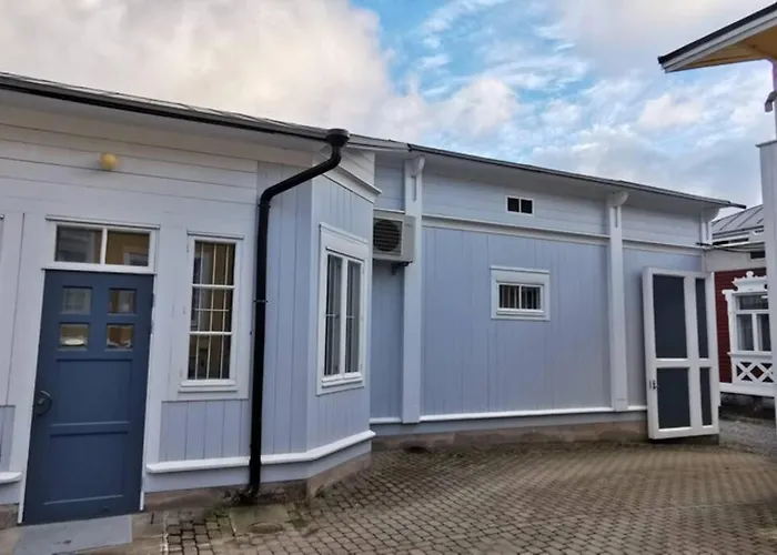 Luxury In The Middle Of Old Apartman Rauma